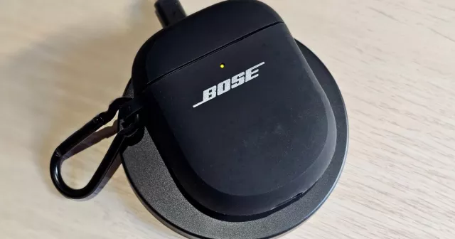 Recensione della cover per la custodia di ricarica wireless Bose: l'accessorio che non dovrebbe essere necessario
