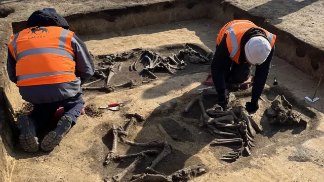 Scoperta di tumuli funerari di 6.000 anni nel sito della fabbrica di chip di Intel in Germania
