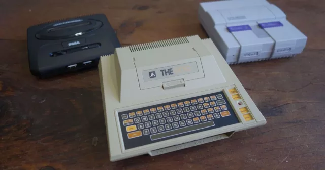 Il nuovo Atari 400 Mini: un sistema compatto con grandi potenzialitÃ  di emulazione