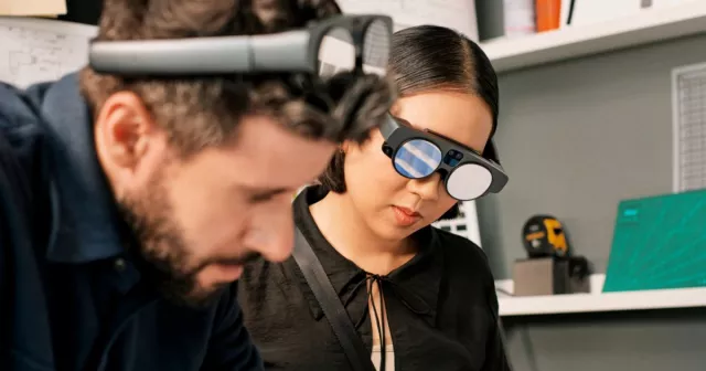 Google potrebbe non aver abbandonato Google Glass dopo tutto