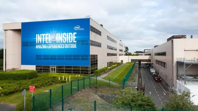 Intel vicina a un accordo da 11 miliardi di dollari per il finanziamento della fabbrica in Irlanda - Apollo pronto a versare 5 volte l'obiettivo di finanziamento di Intel