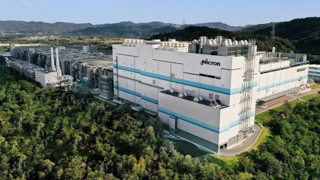 Piani di Micron per una nuova fabbrica di DRAM a Hiroshima ritardati fino al 2027